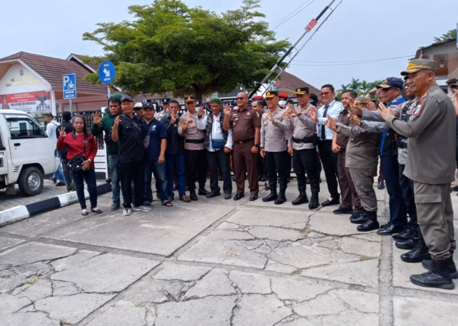 Kejaksaan Negeri OKU Selatan Tanggapi Aksi massa Damai Terkait Desa Sukarami