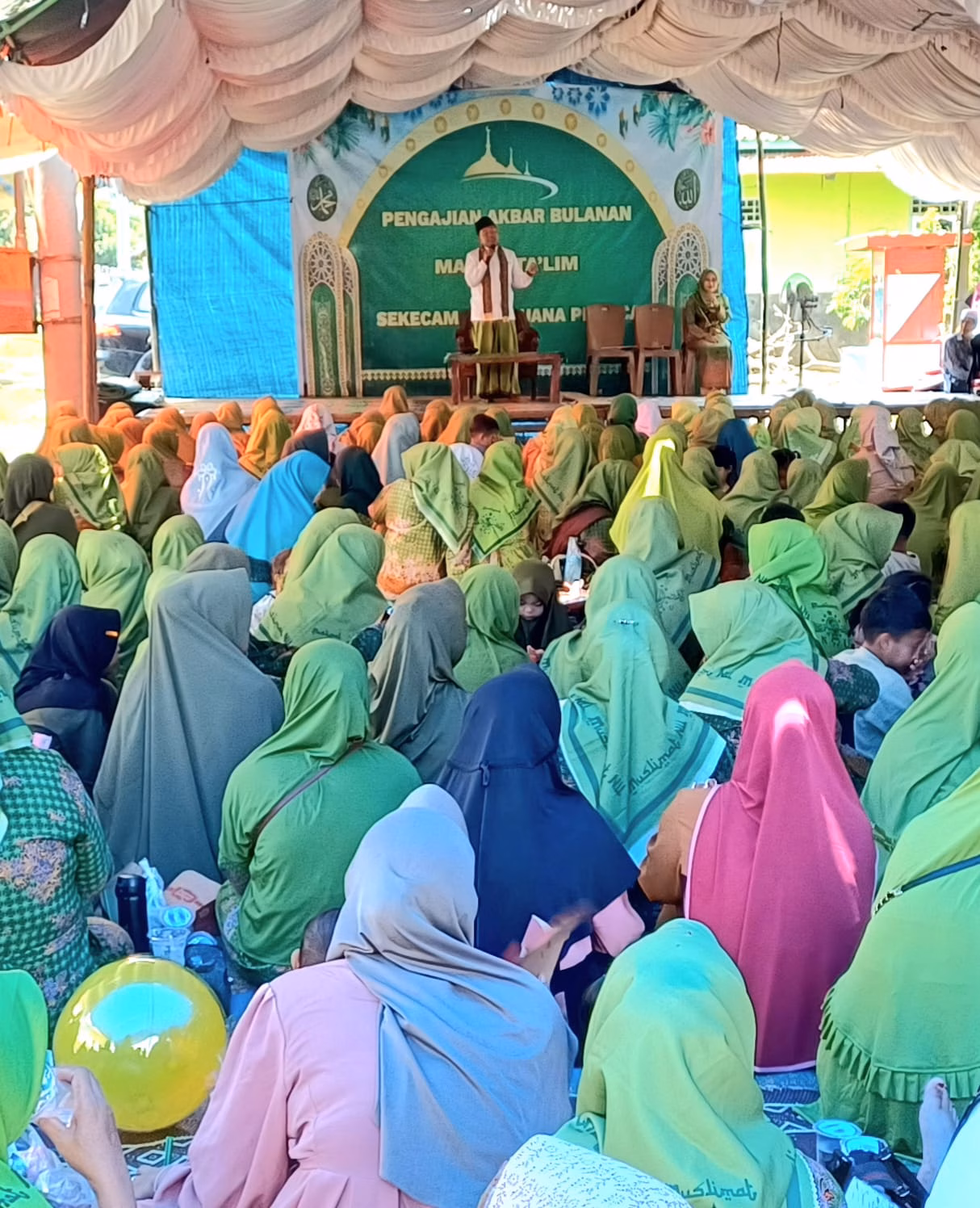 Pengajian Rutin Bulanan sekecamatan Buana pemaca Desa Sinar danau Membangun Silaturahmi dan Pemahaman Agama
